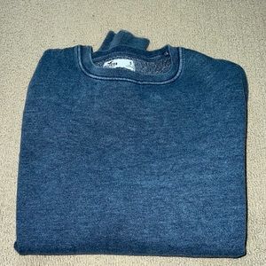 hollister crewneck